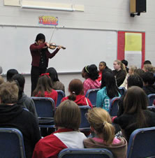 Jennifer Koh with classroom students
